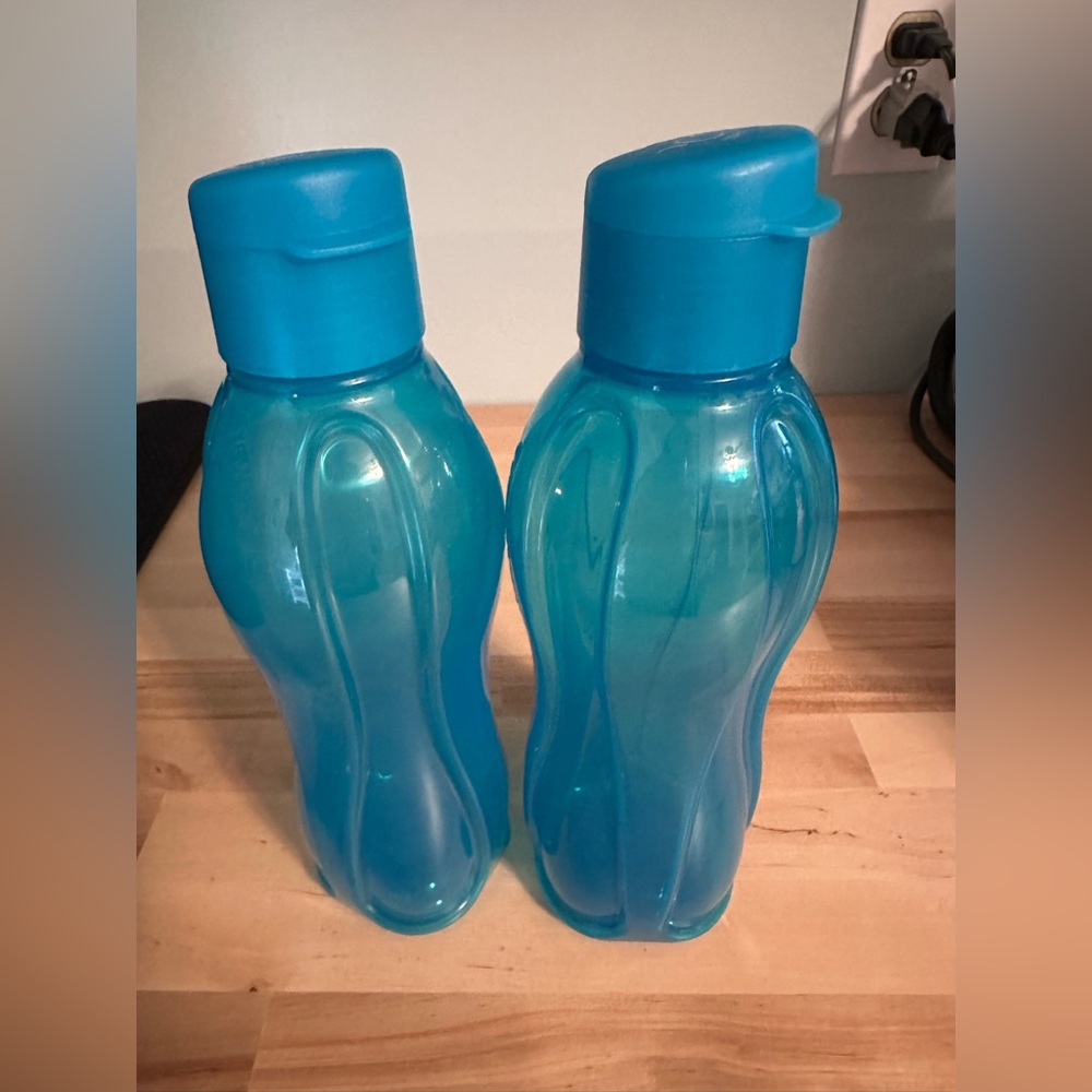 Tupperware Eco Water Bottles with Coordinating Striped Sleeves - Picture 3 of 4